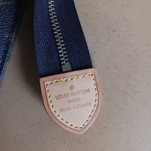 Louis Vuitton Pouch,toiletry, Cosmetic Bag, Case - Picture 12 of 14